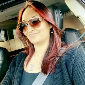 Meet your Posher, Angela